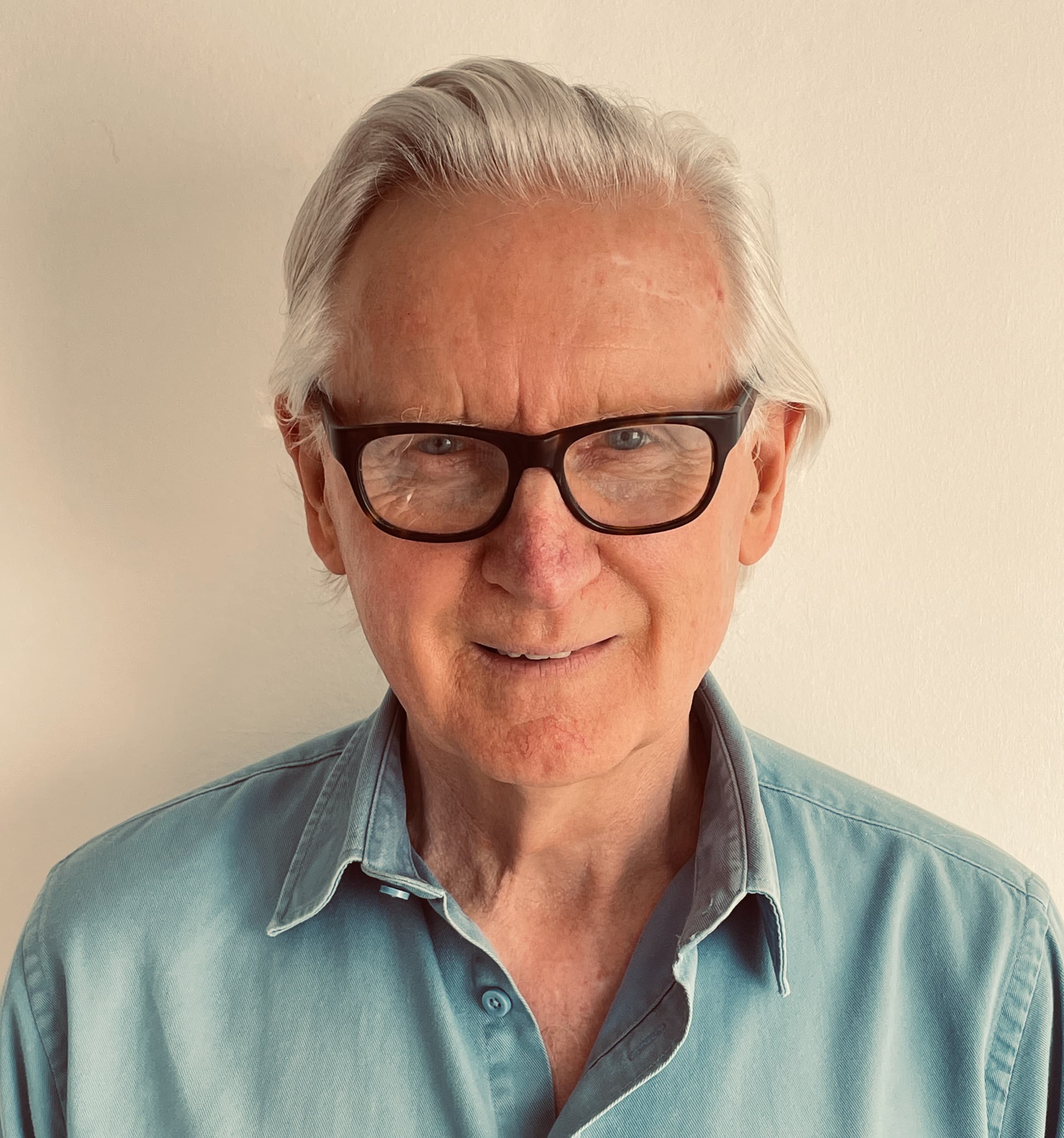 Portrait of Sir Peter Thornton KC